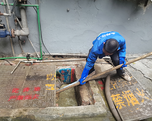 江孜清掏化粪池